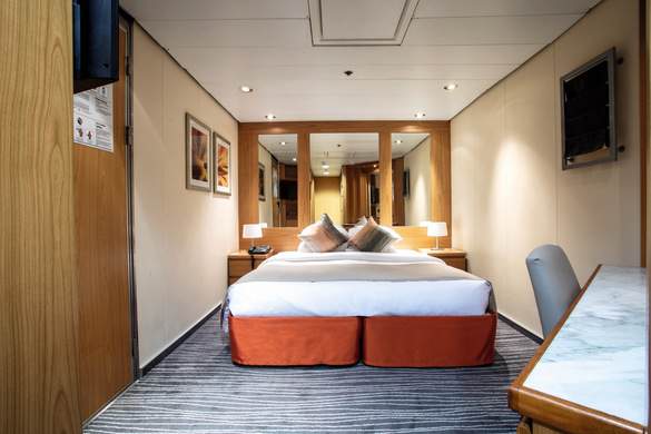 Marella Cruises Marella Explorer 2 Inside Cabin ©Tom Parker.jpg